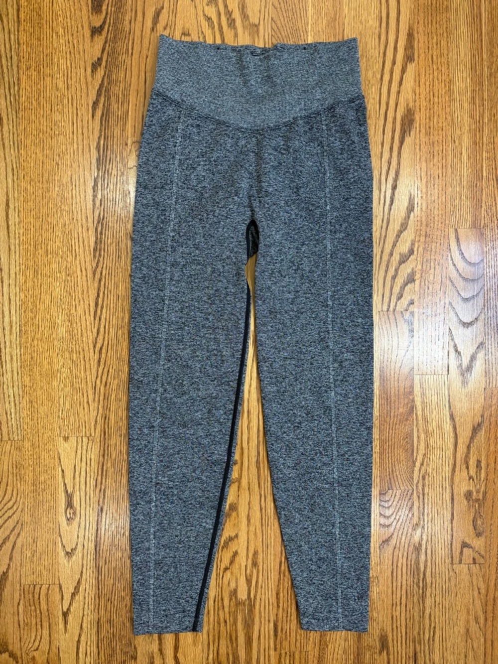 PINK Victoria's Secret Heather Gray Workout Leggings (M)